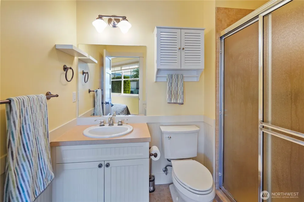 105 Flip Flop Lane Oroville, WA 98844