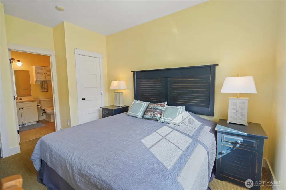 105 Flip Flop Lane Oroville, WA 98844