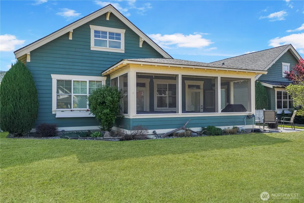 105 Flip Flop Lane Oroville, WA 98844
