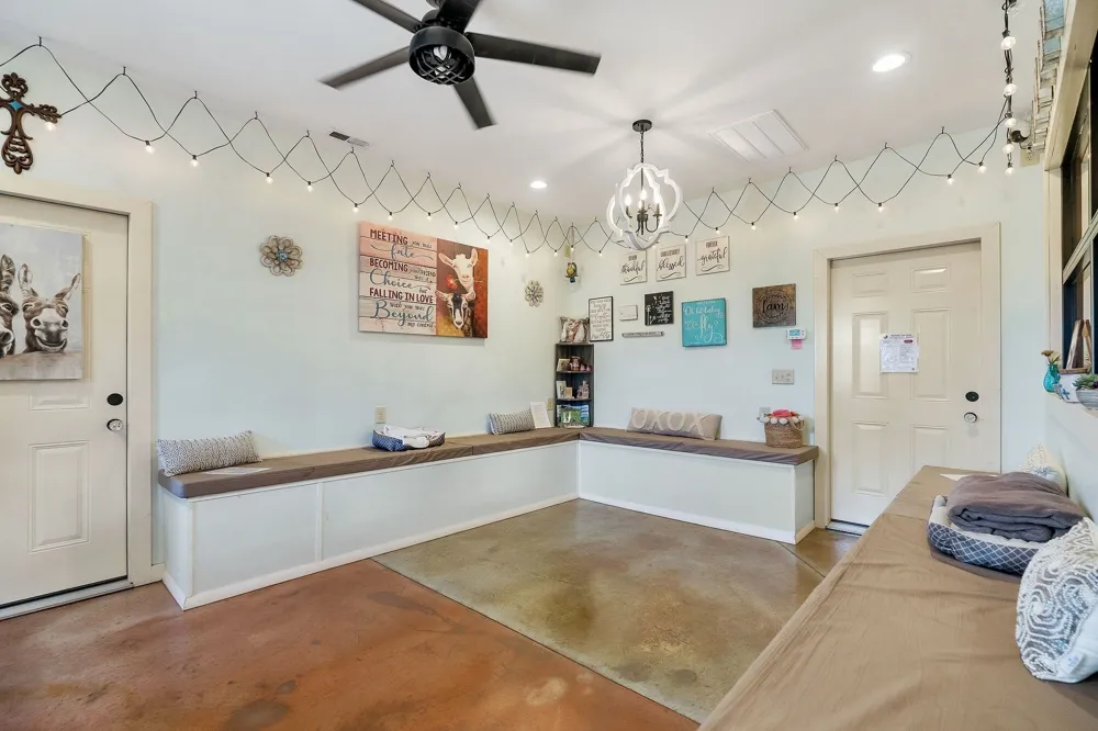 285 Harmony Ln Smithville, TN 37166