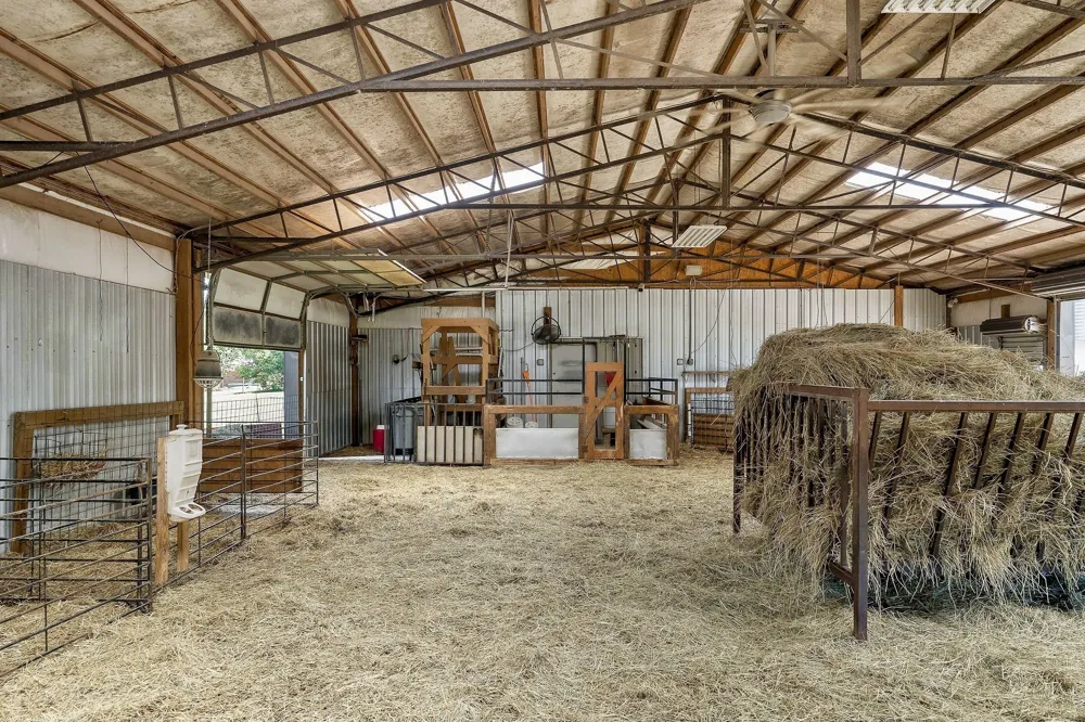 285 Harmony Ln Smithville, TN 37166
