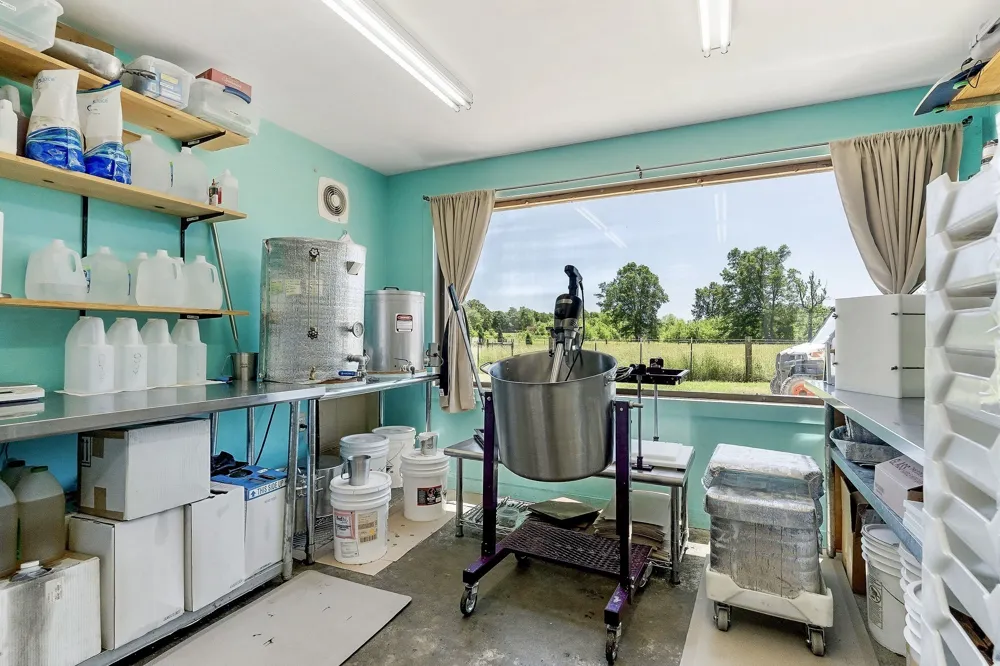 285 Harmony Ln Smithville, TN 37166