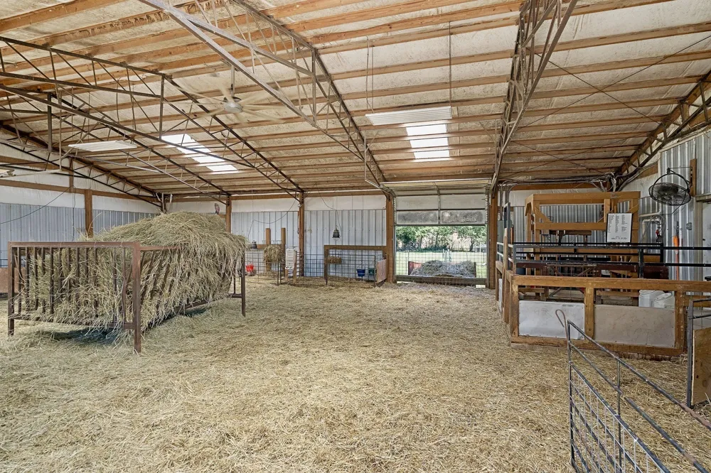285 Harmony Ln Smithville, TN 37166