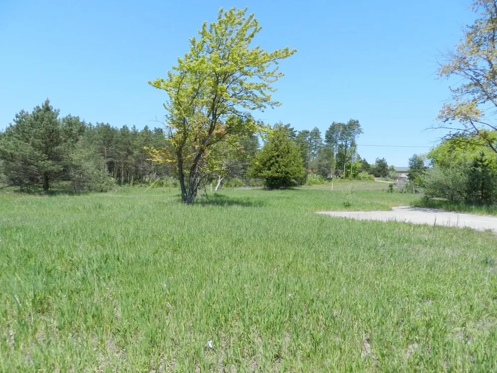 6274 S US-31 Green Lake Township, MI 49637