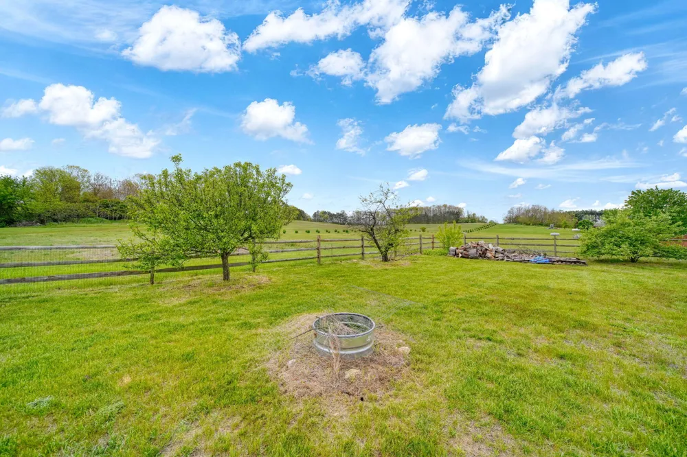 3427 Leeomi Drive Raisin Township, MI 49229