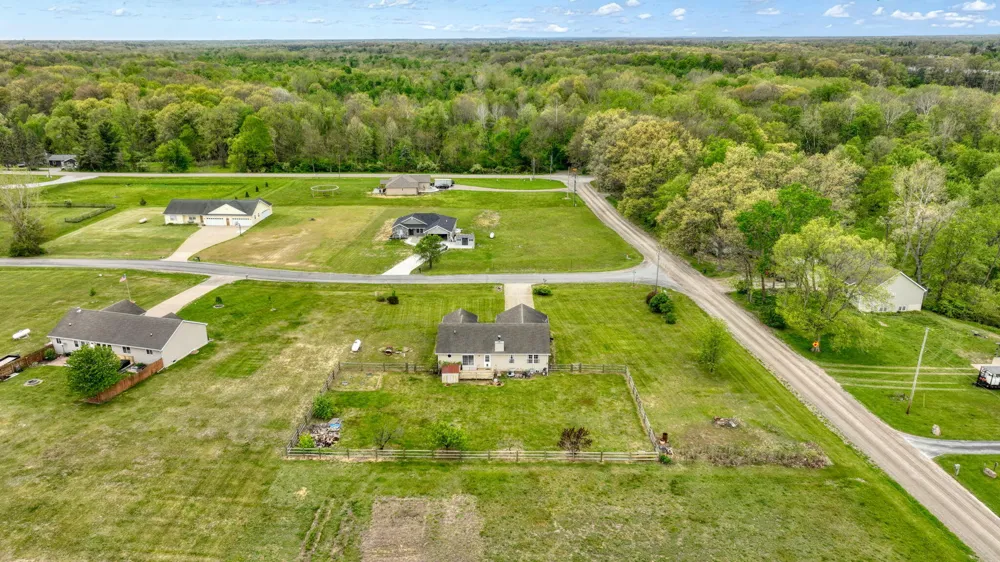 3427 Leeomi Drive Raisin Township, MI 49229