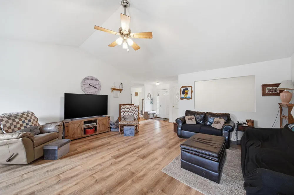 3427 Leeomi Drive Raisin Township, MI 49229