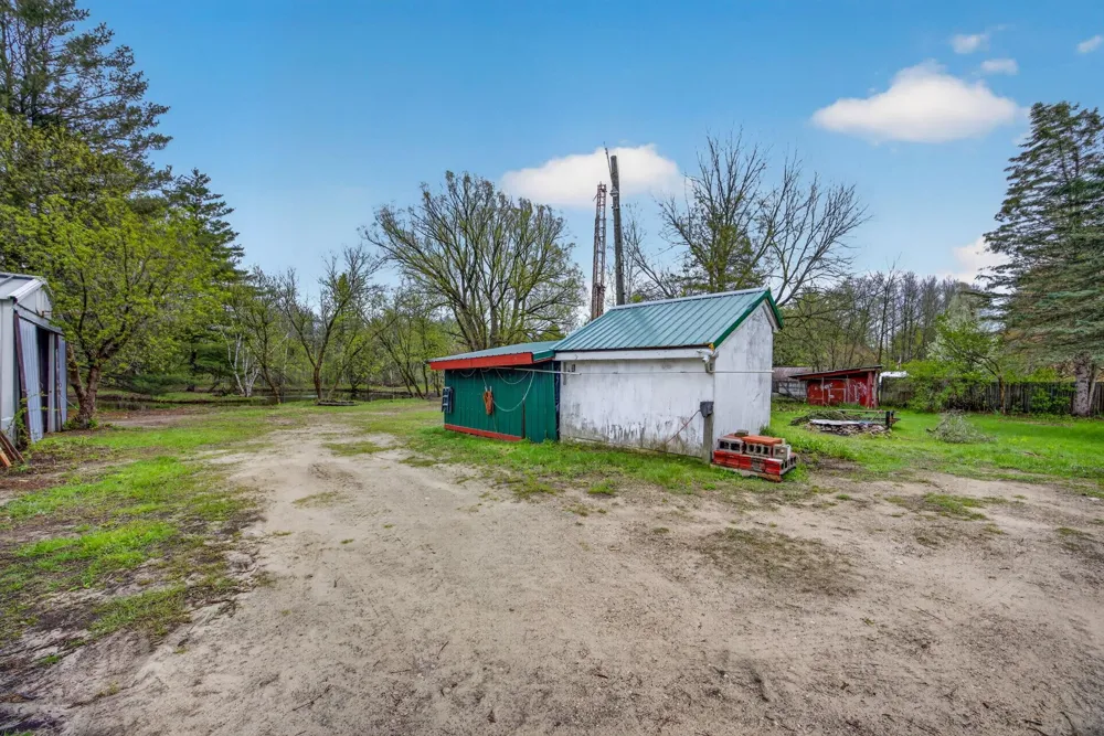 109 Park Street Manton City, MI 49663