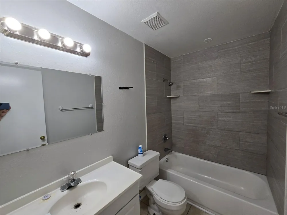 5667 STRUTHERS COURT Winter Haven, FL 33884