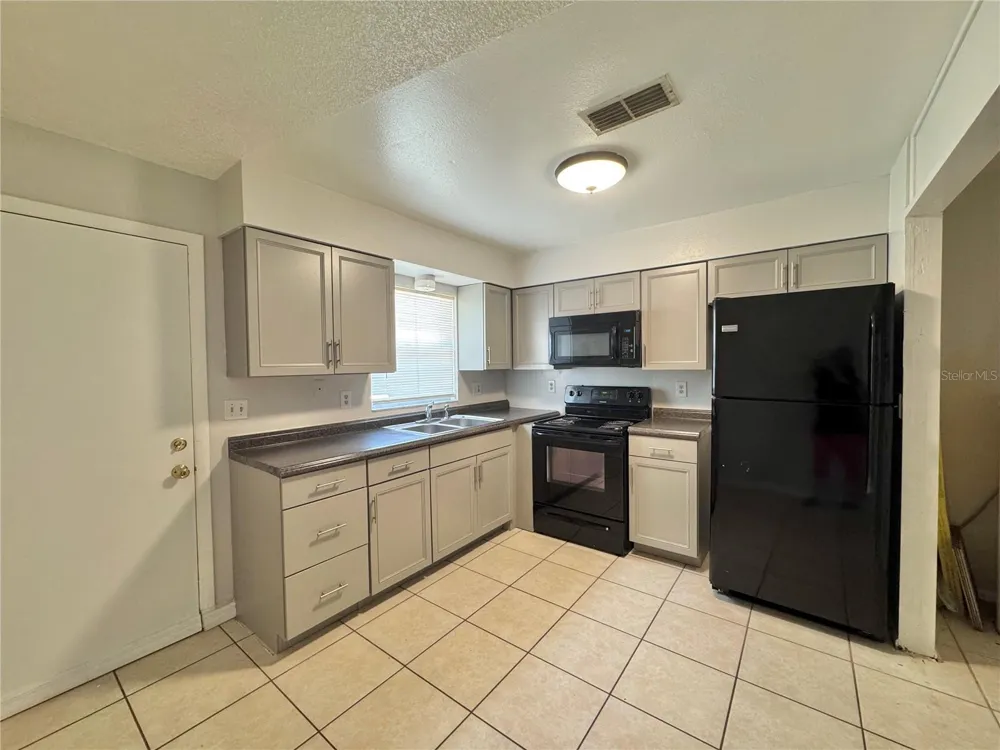5667 STRUTHERS COURT Winter Haven, FL 33884