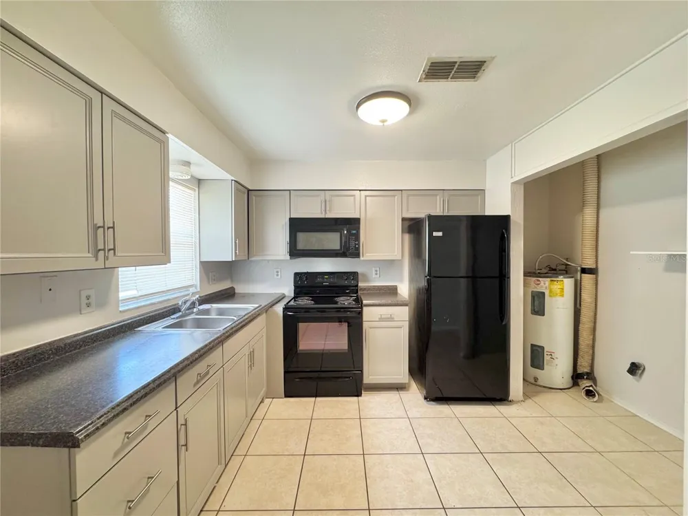 5667 STRUTHERS COURT Winter Haven, FL 33884