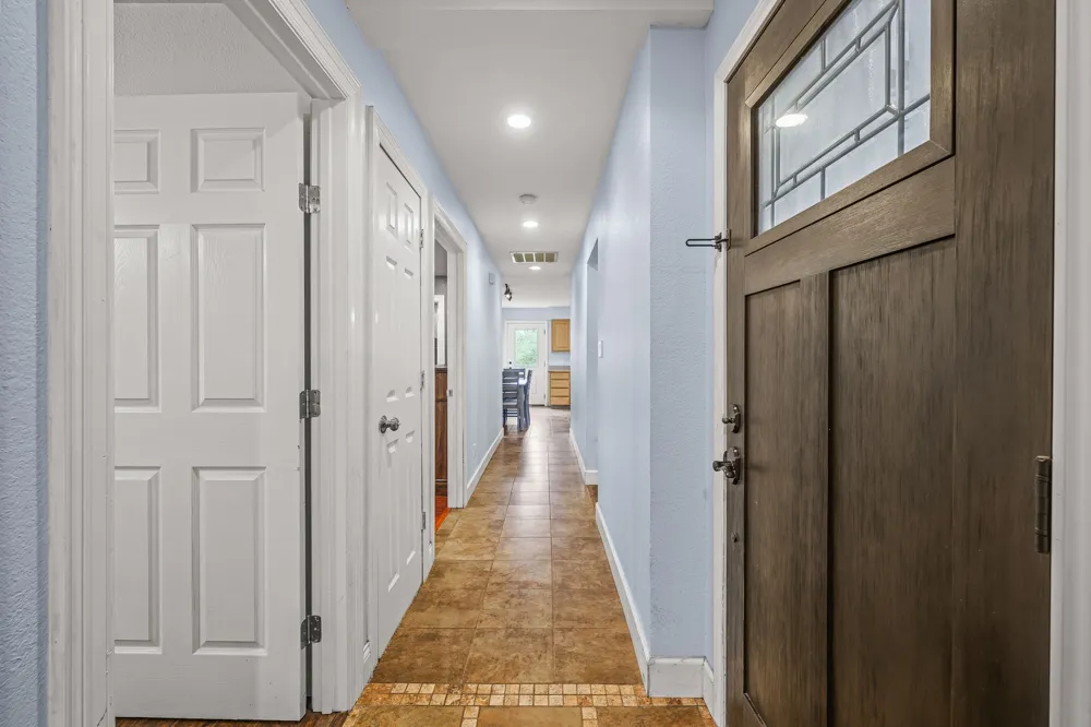 2110 Spring Valley Drive Dripping Springs, TX 78620