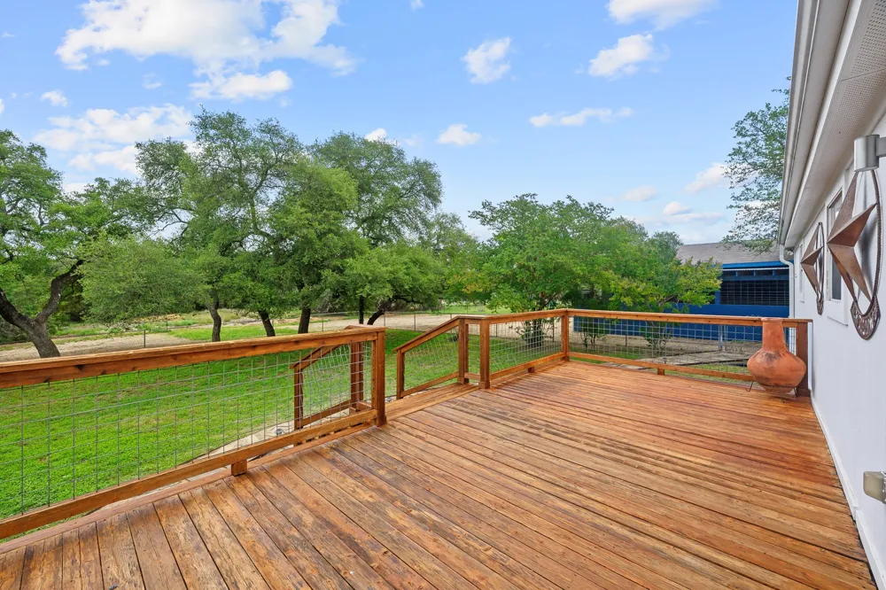 2110 Spring Valley Drive Dripping Springs, TX 78620