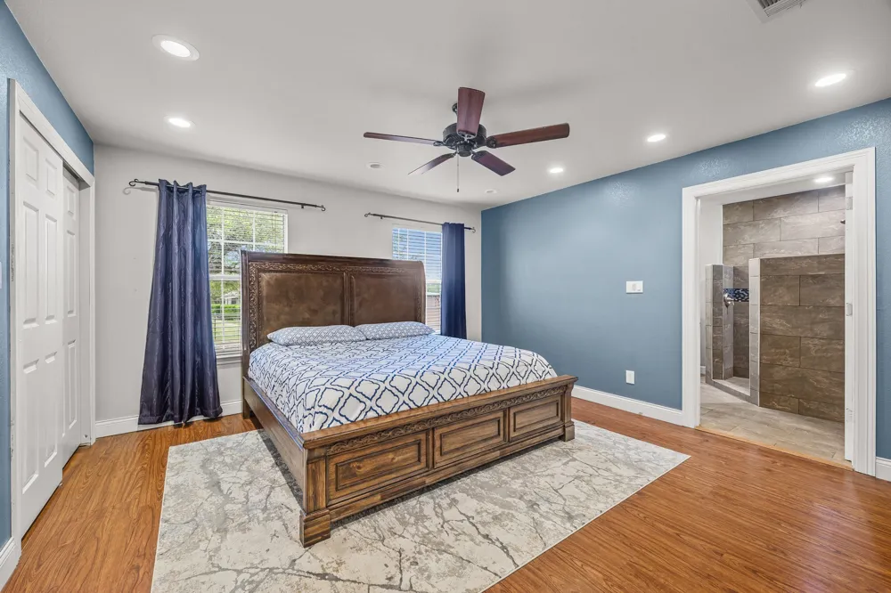 2110 Spring Valley Drive Dripping Springs, TX 78620