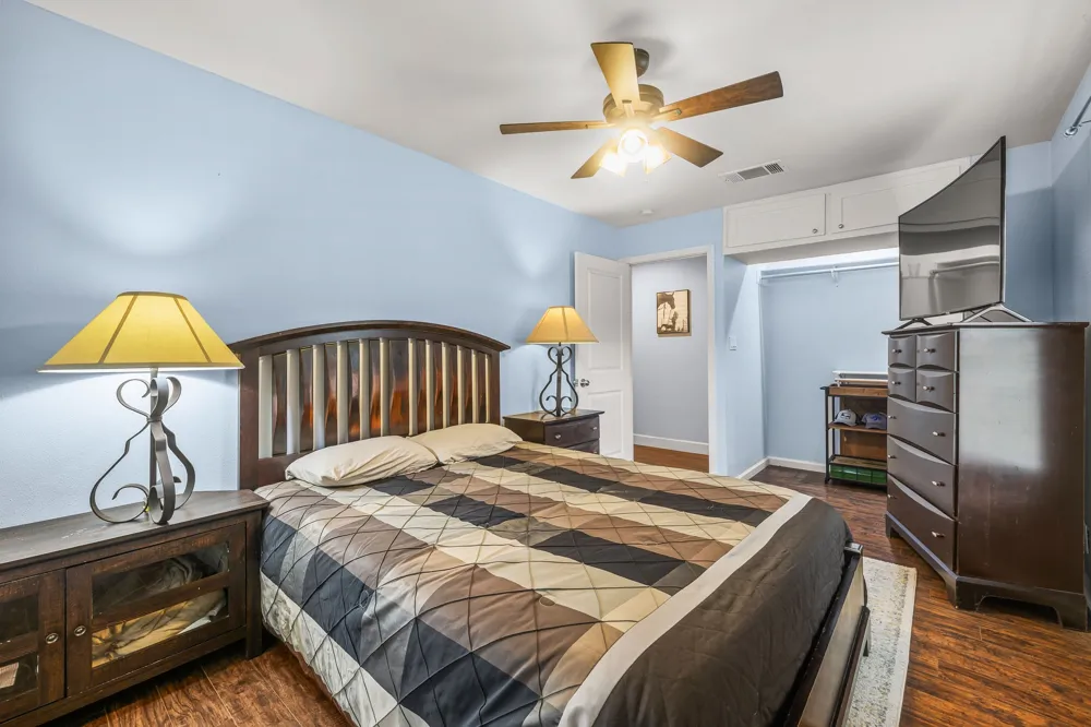 2110 Spring Valley Drive Dripping Springs, TX 78620