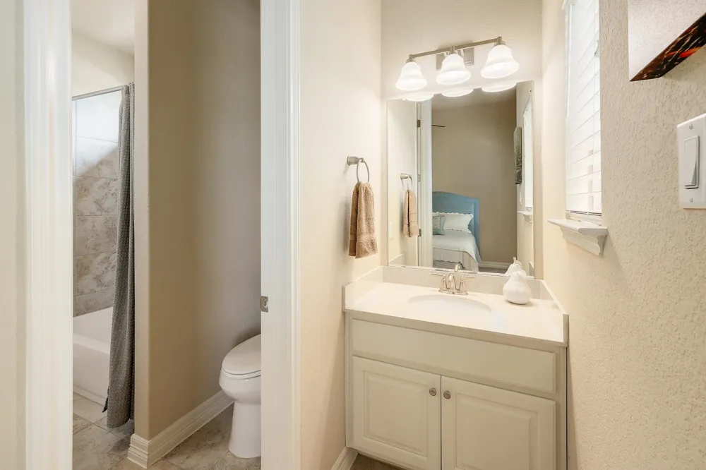 2285 Nature View Loop Driftwood, TX 78619