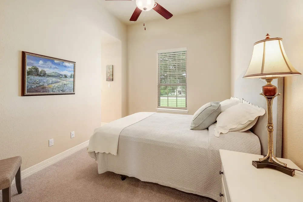 2285 Nature View Loop Driftwood, TX 78619