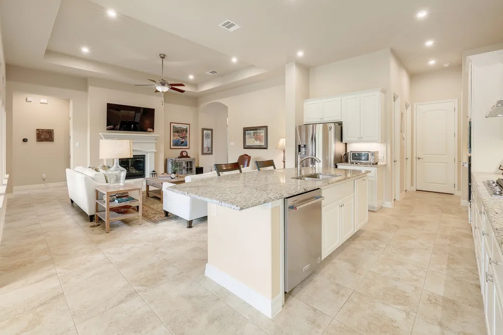 2285 Nature View Loop Driftwood, TX 78619