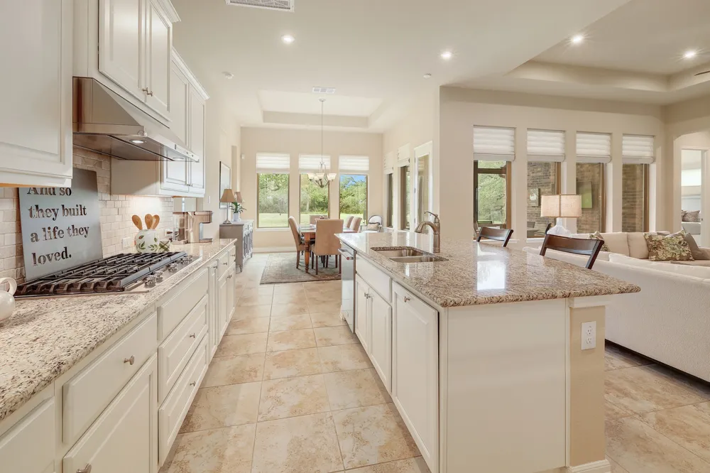 2285 Nature View Loop Driftwood, TX 78619