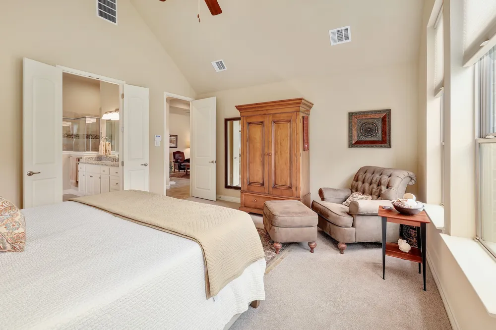 2285 Nature View Loop Driftwood, TX 78619