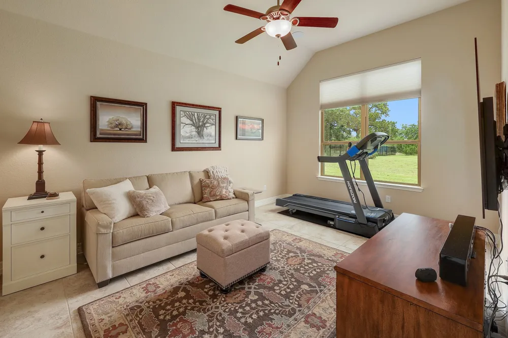 2285 Nature View Loop Driftwood, TX 78619