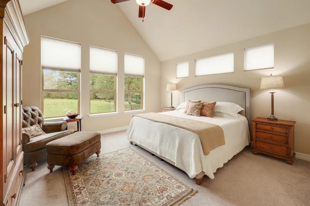 2285 Nature View Loop Driftwood, TX 78619