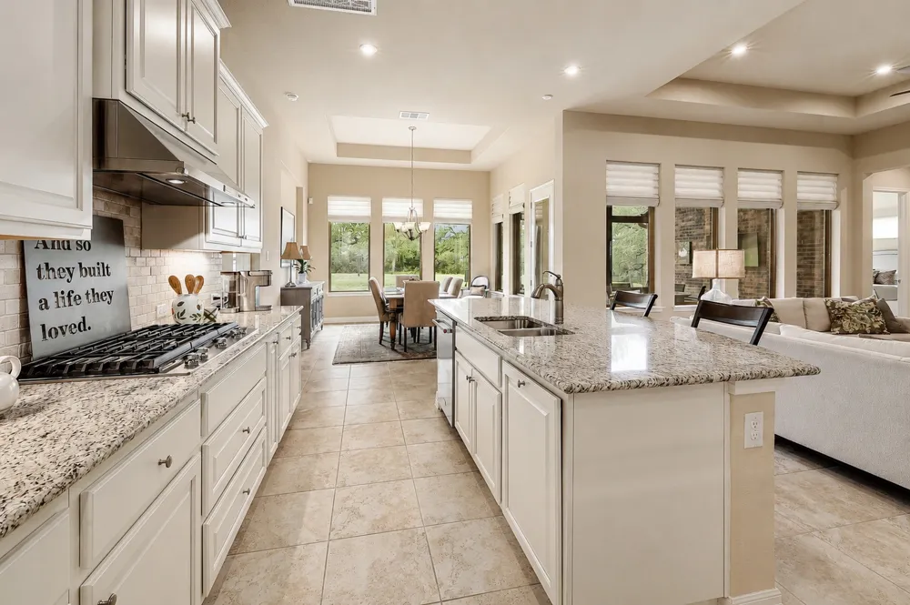 2285 Nature View Loop Driftwood, TX 78619