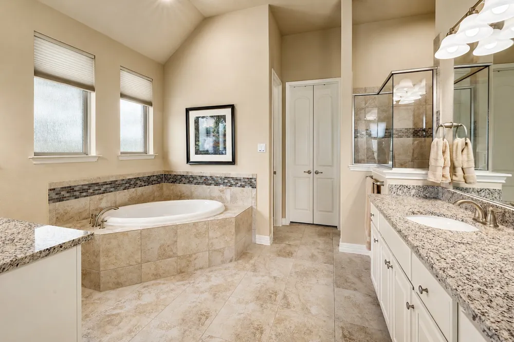 2285 Nature View Loop Driftwood, TX 78619