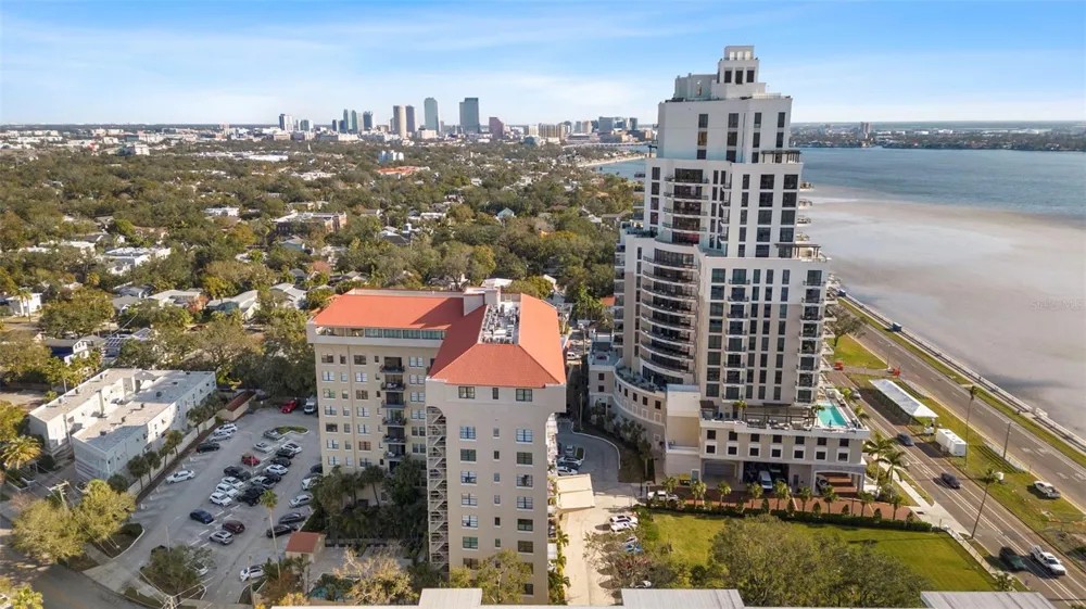 2109 BAYSHORE BOULEVARD #205 Tampa, FL 33606