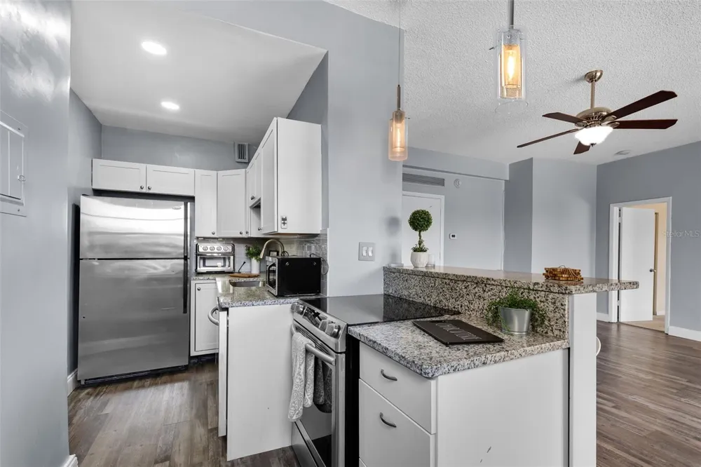 2109 BAYSHORE BOULEVARD #205 Tampa, FL 33606