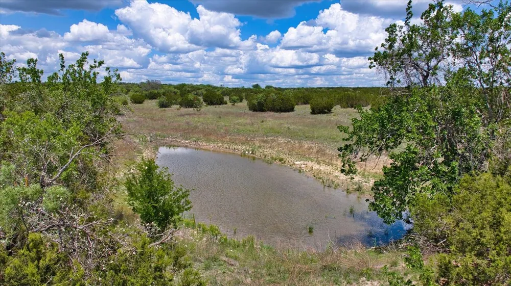 4220 County Road 202 Burnet, TX 78611