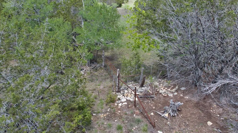 4220 County Road 202 Burnet, TX 78611