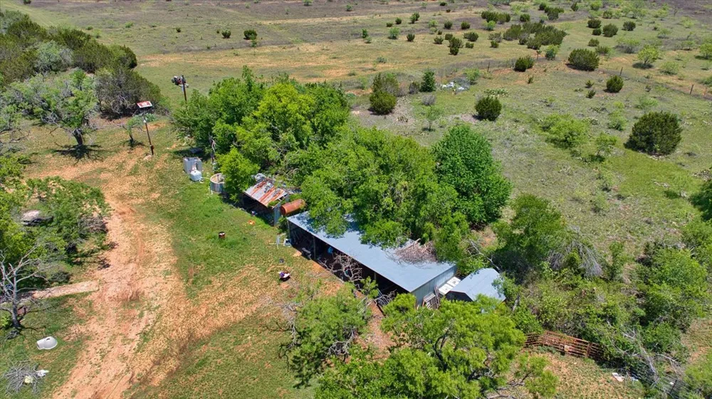 4220 County Road 202 Burnet, TX 78611
