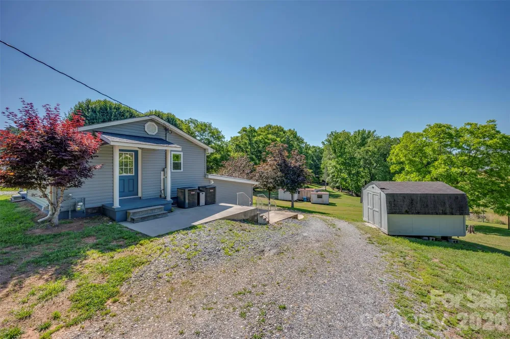 220 Roberson Road Forest City, NC 28043