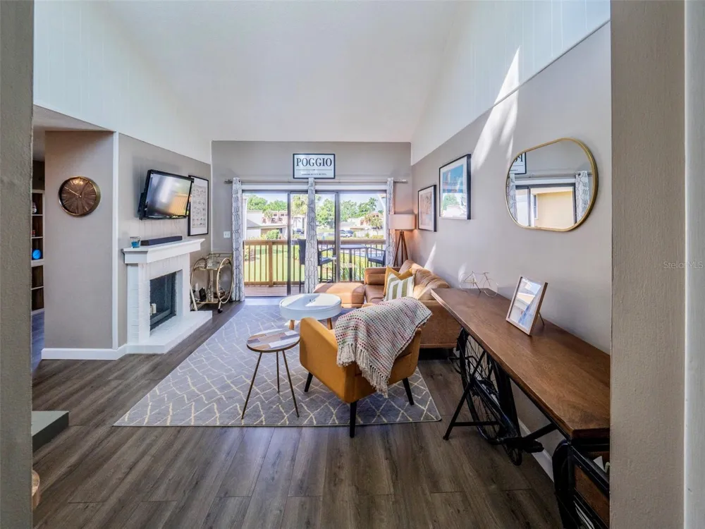 1051 S HIGHLAND STREET #7E Mount Dora, FL 32757