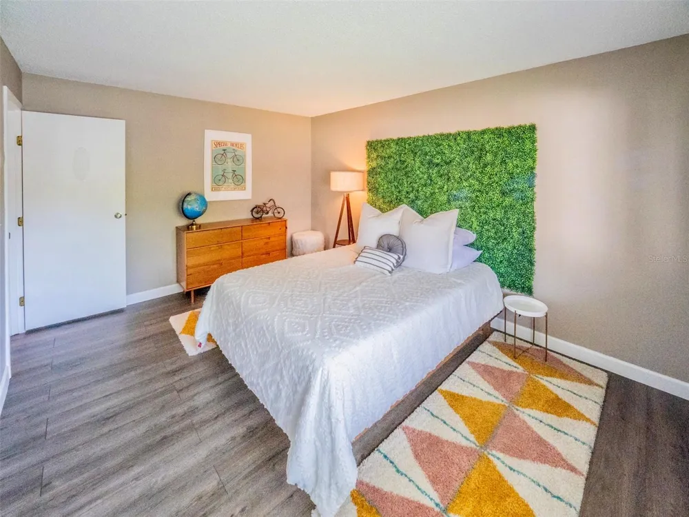 1051 S HIGHLAND STREET #7E Mount Dora, FL 32757