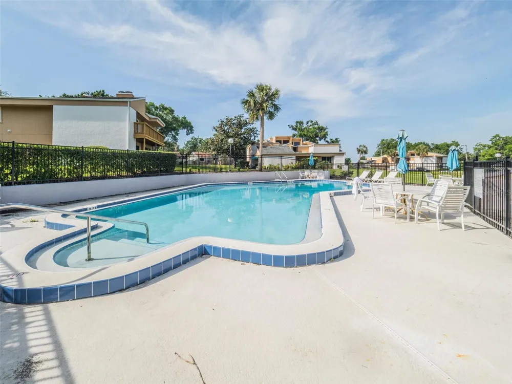 1051 S HIGHLAND STREET #7E Mount Dora, FL 32757