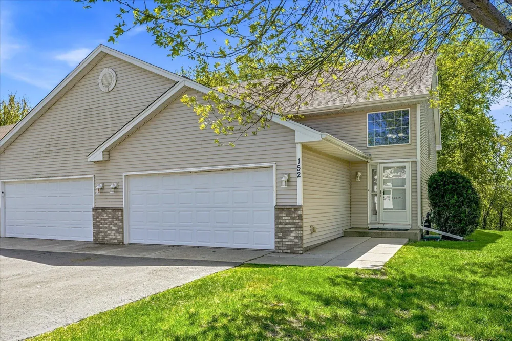 152 Pheasant Ridge Drive Montrose, MN 55363