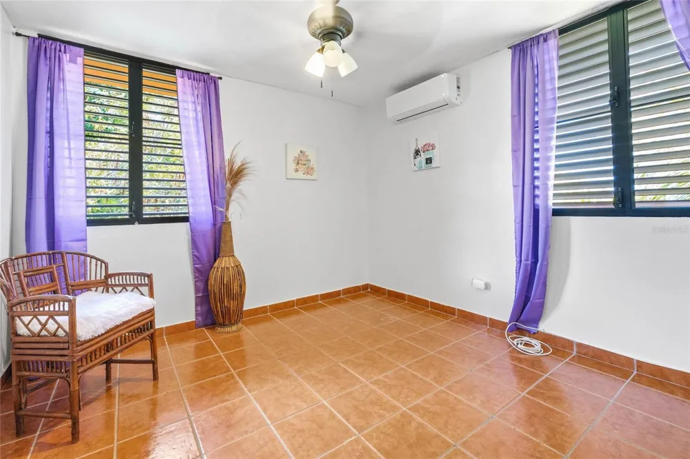 10 FORTUNA 27 A Luquillo, PR 00773