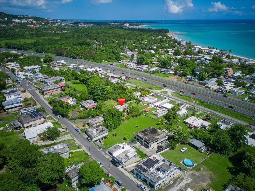 10 FORTUNA 27 A Luquillo, PR 00773