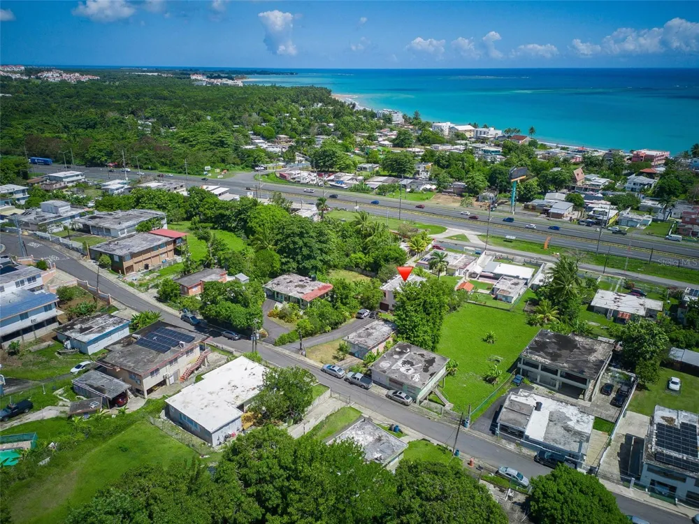 10 FORTUNA 27 A Luquillo, PR 00773