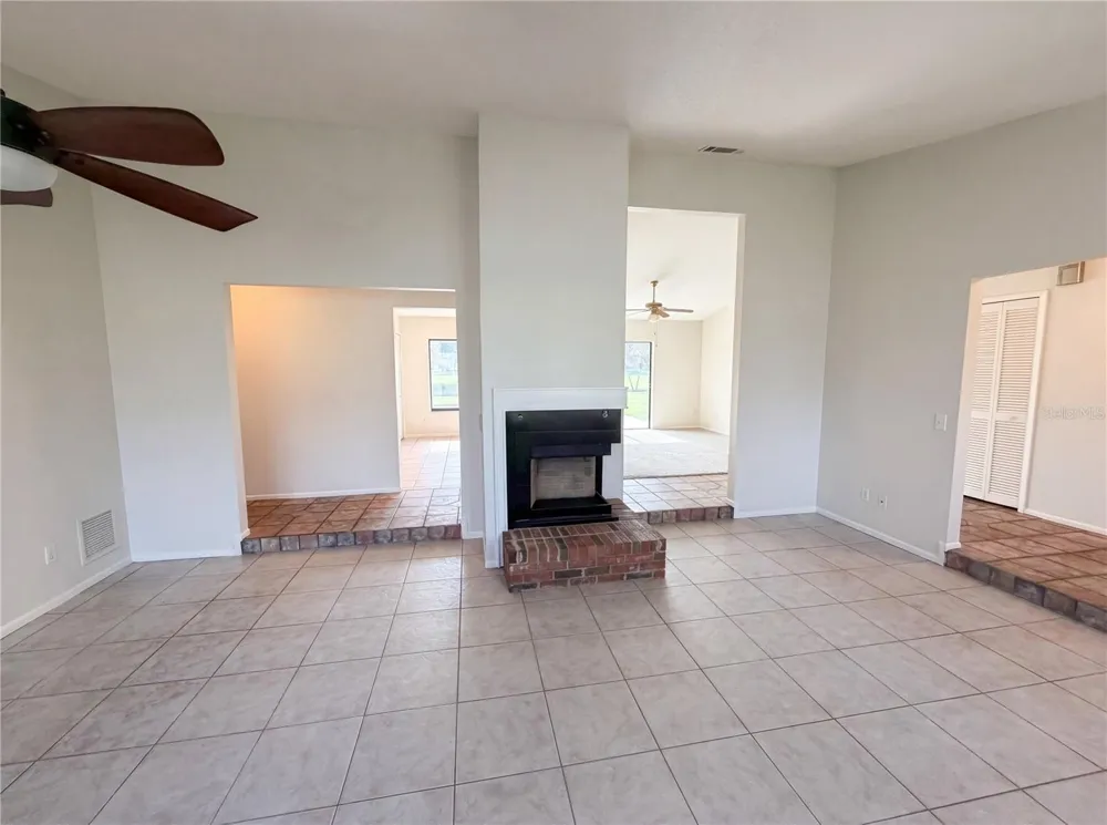 2631 ALABASTER AVENUE Orlando, FL 32833