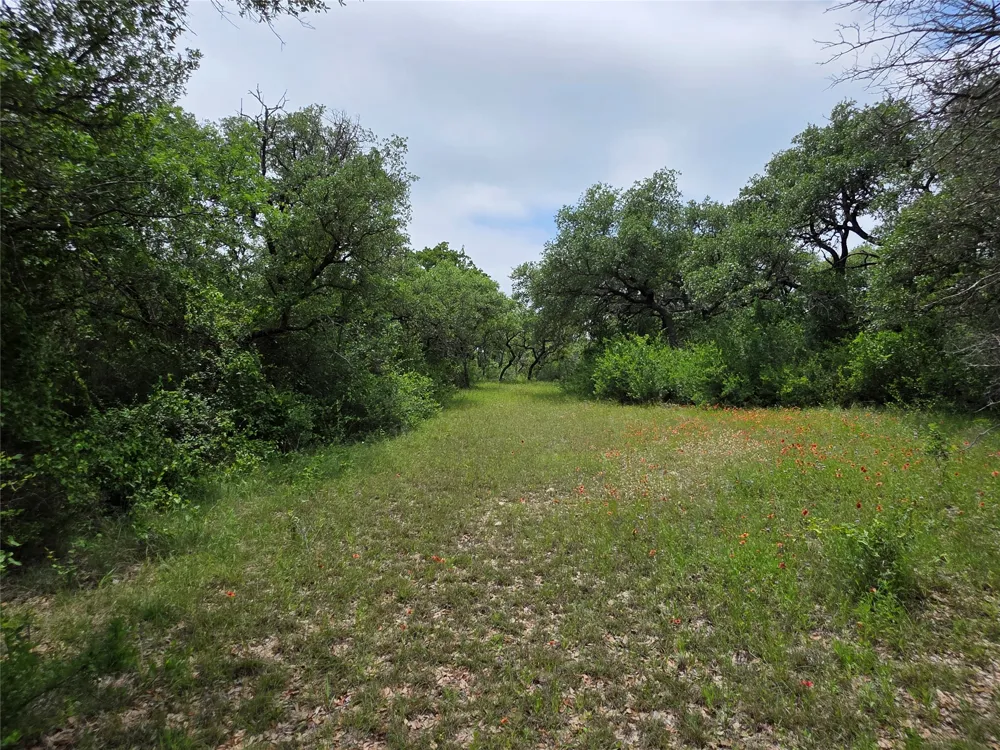 601 County Road 136 Comanche, TX 76442