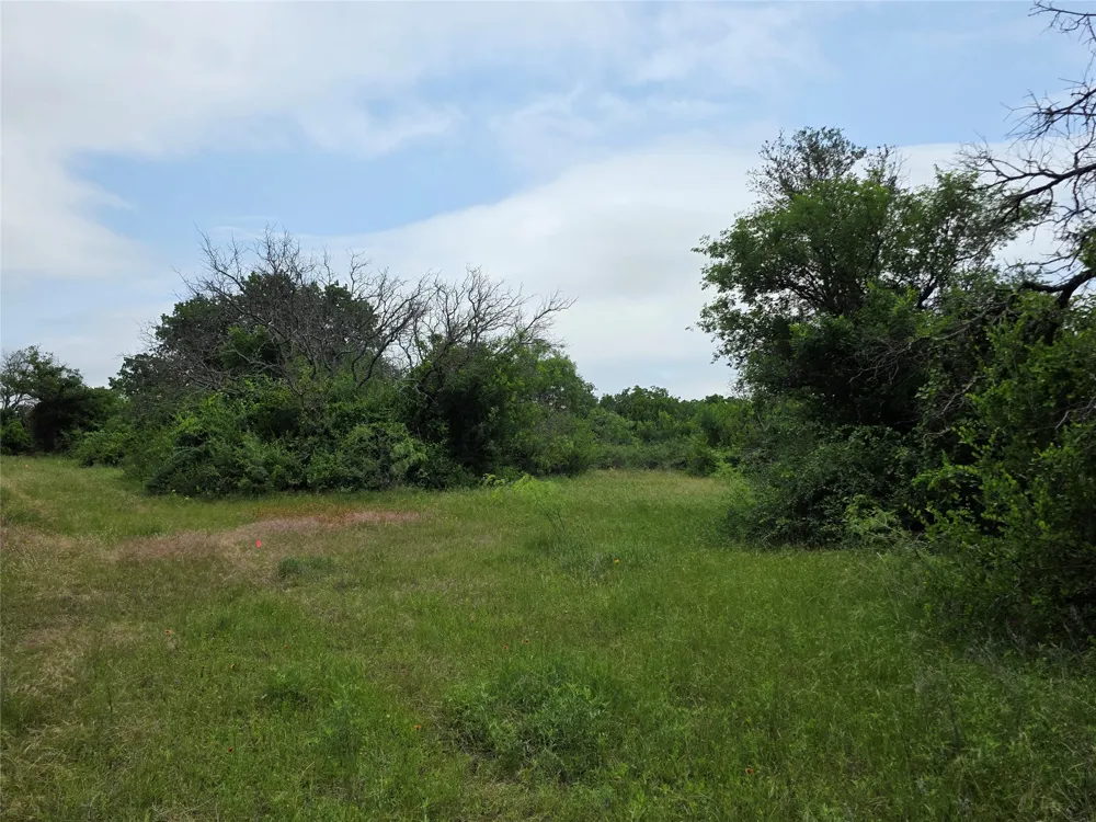601 County Road 136 Comanche, TX 76442
