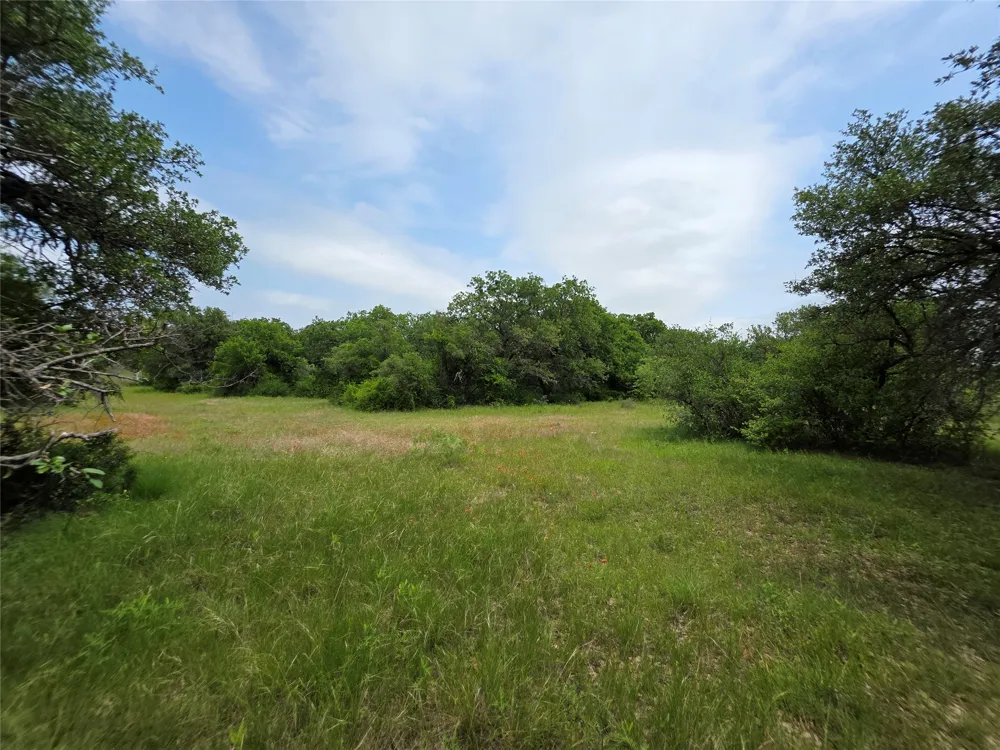 601 County Road 136 Comanche, TX 76442