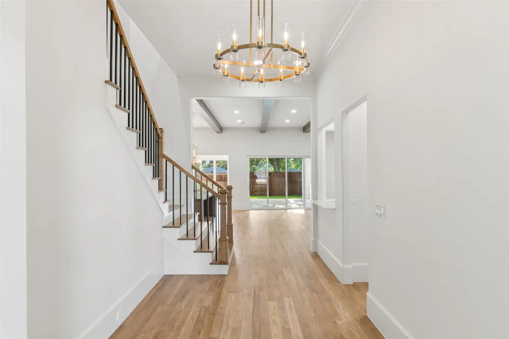 9939 Ontario Lane Dallas, TX 75220