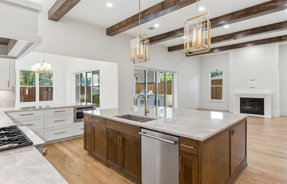 9939 Ontario Lane Dallas, TX 75220