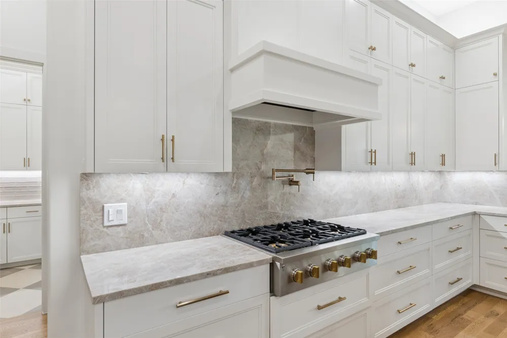 9939 Ontario Lane Dallas, TX 75220