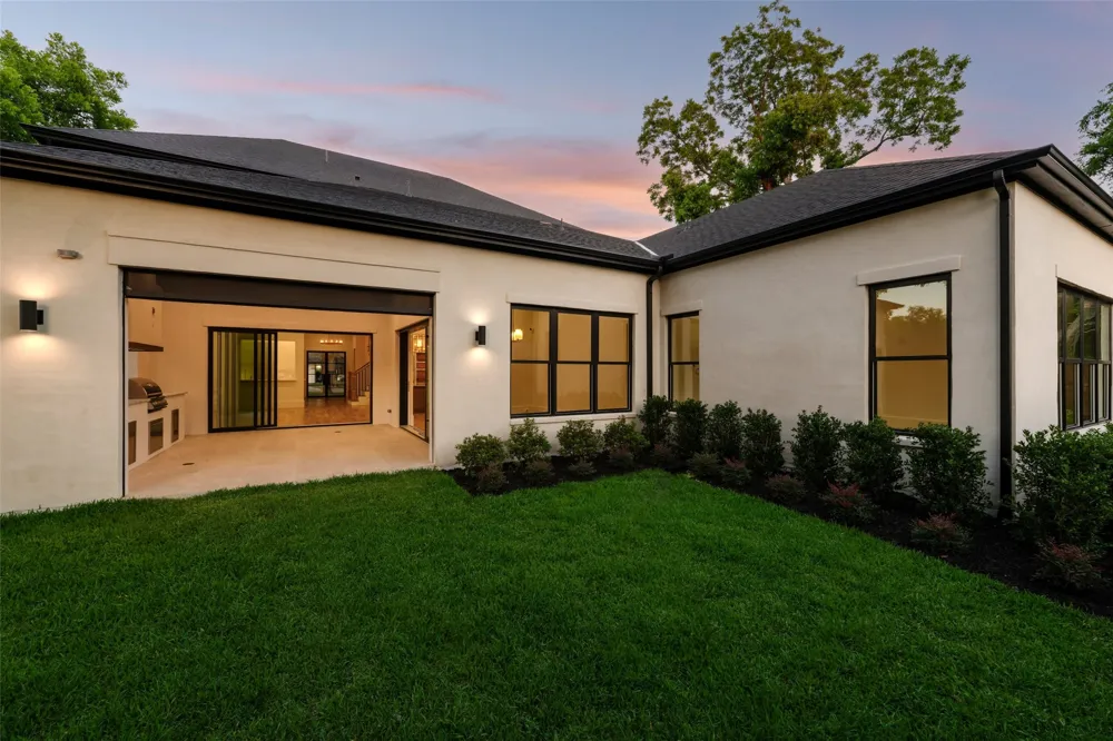 9939 Ontario Lane Dallas, TX 75220
