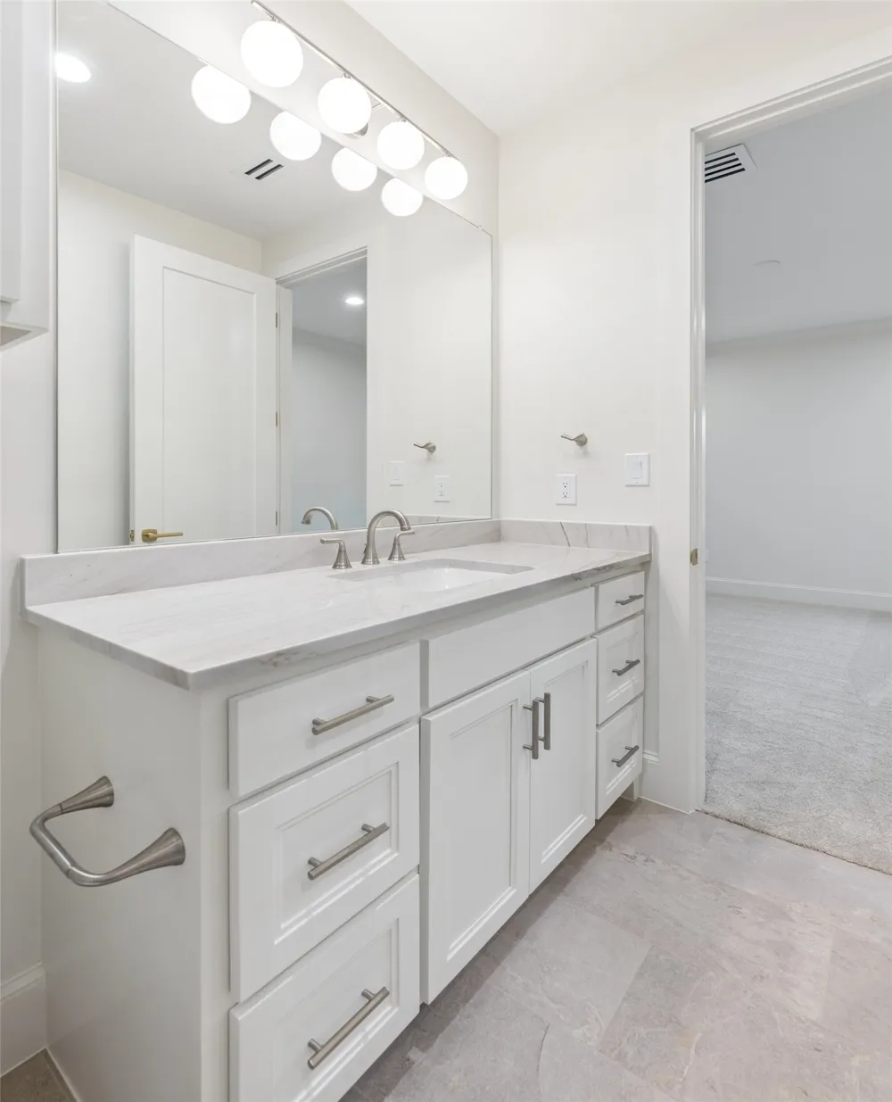 9939 Ontario Lane Dallas, TX 75220